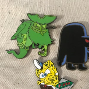 Fliegende Hollander Leuchten In Der Dunklen Harten Emaille Pin Etsy