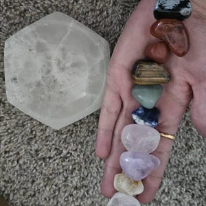 Beginners Crystal Kit, 10 Pcs in Velvet Pouch - Most Popular