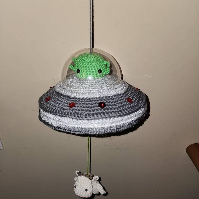 かぎ針編みキット lalylala UFO あみぐるみ diy • オルゴール