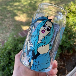 Giovanna added a photo of their purchase