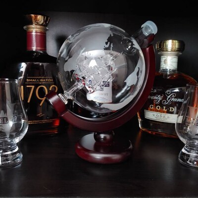 Personalized Globe Decanter Set With Engraved Glencairn Glasses Whiskey ...