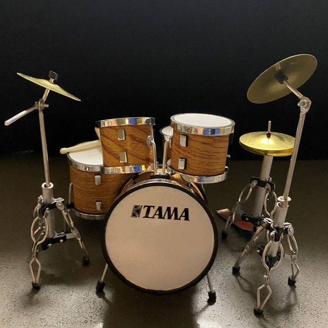 ガムラン 7音サロンガンサ 伝統楽器 木彫り インドネシア文化と民族の