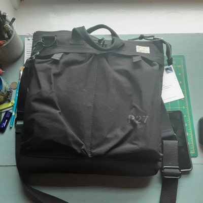 Minimalist Tech Organizer, Water Repellent Gadget Bag, Cable Cord Bag ...