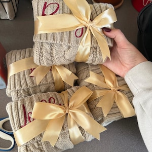 Taylor added a photo of their purchase