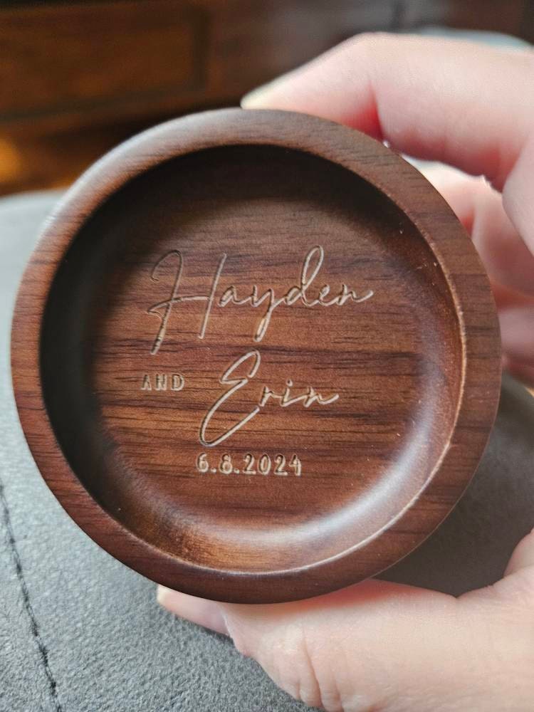 Custom Round Wood Ring Dish, Engagement Ring Holder, Personalized Wedding Ring Dish, Wedding Gift, 5th Anniversary Gifts, Gifts for Newlywed