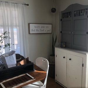 Rebekah lade till en bild av sitt köp