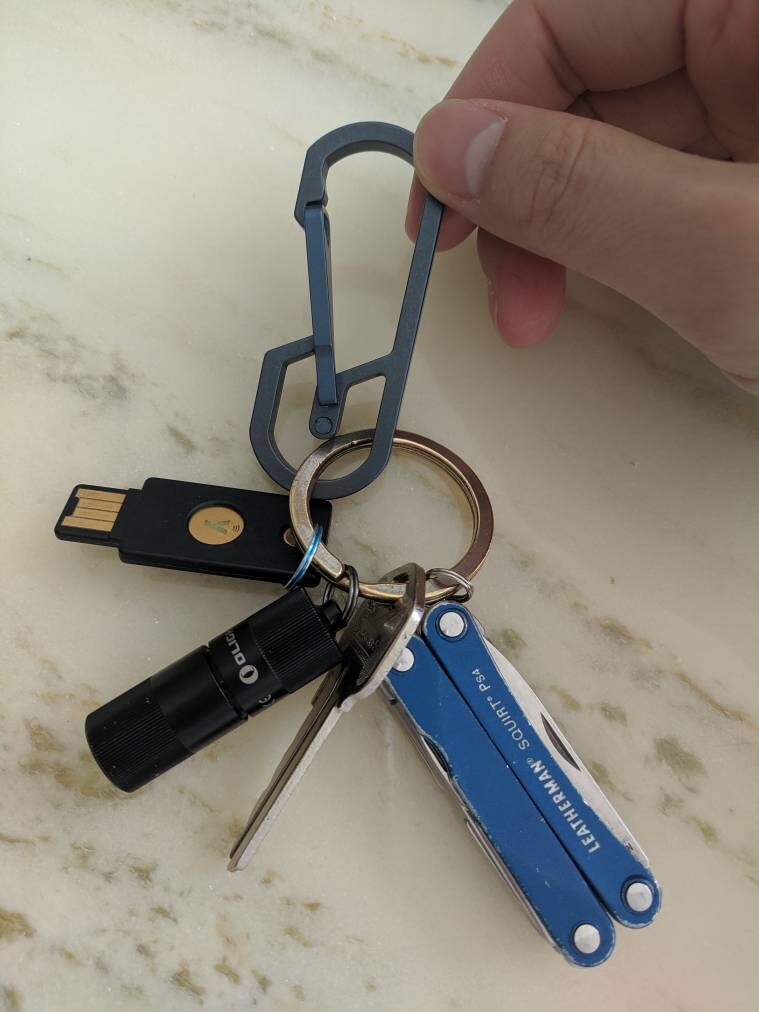 Titanium Edc Carabiner Keychain TypeII / Round Base