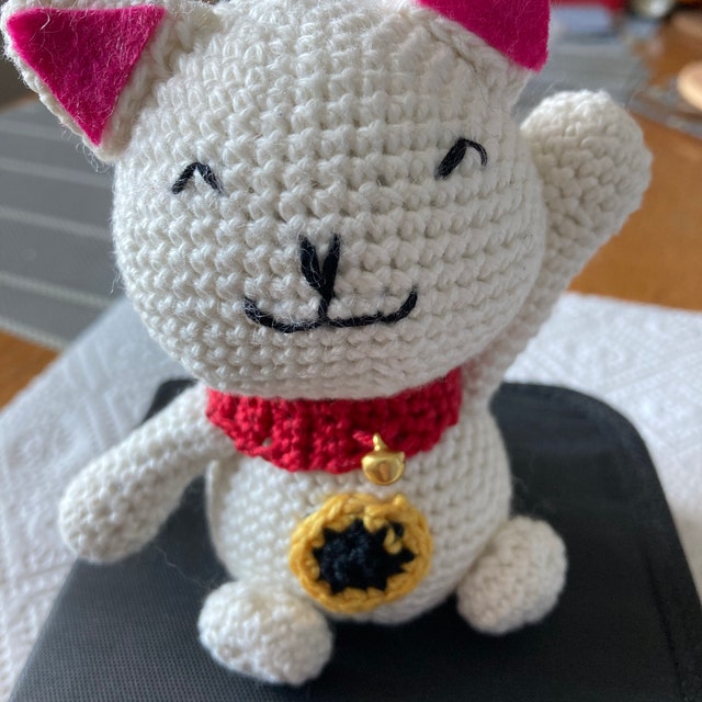 かぎ針編みパターン：招き猫あみぐるみPDFパターン - Etsy 日本