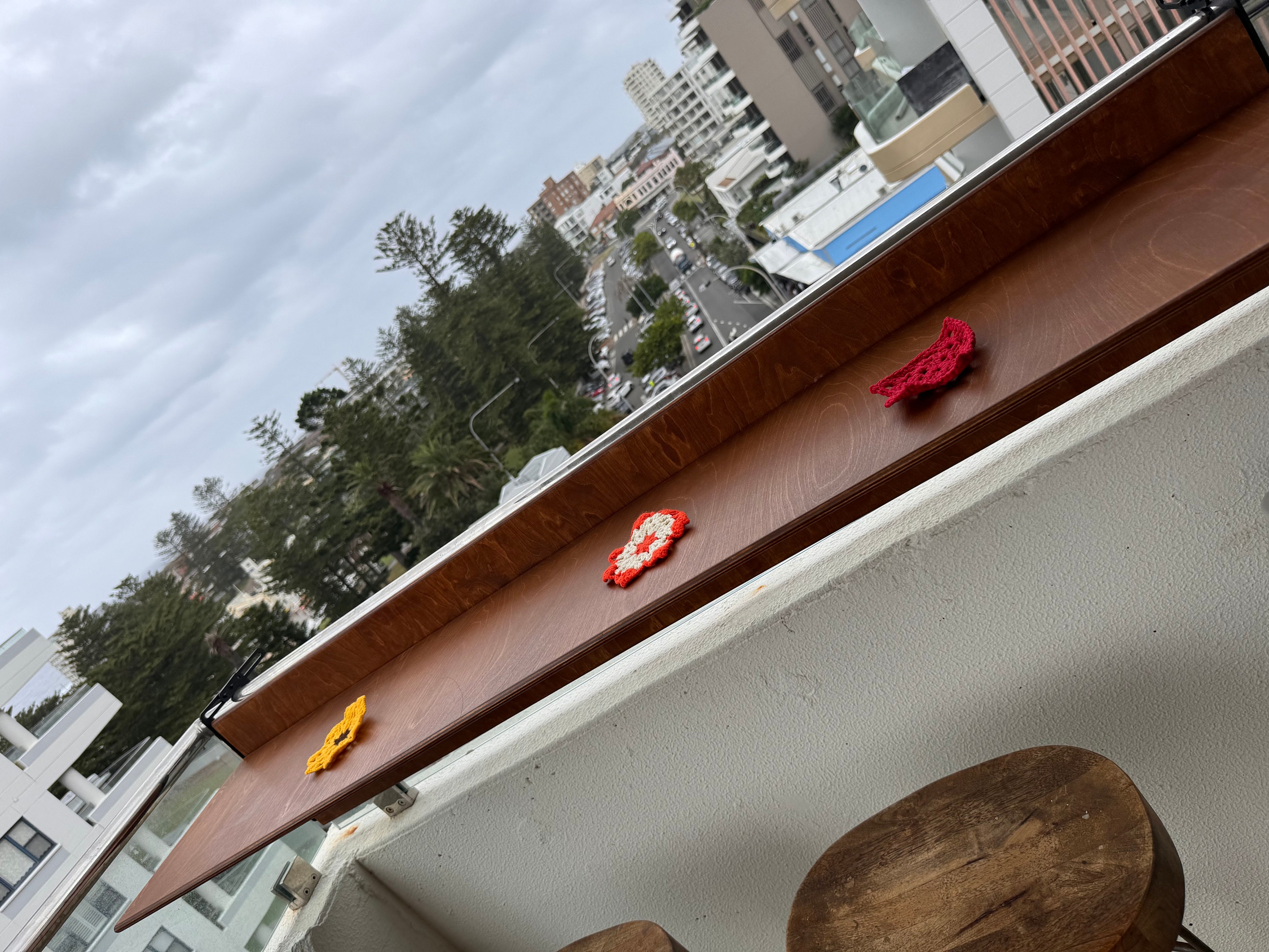 Folding Space Saving Bar Table for Deck, Veranda and Porch Railings, Balcony Bar Table Hanging over Railing, Outdoor Foldable Railing Table