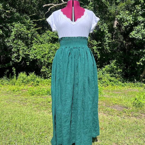 Linen fabric Forest green