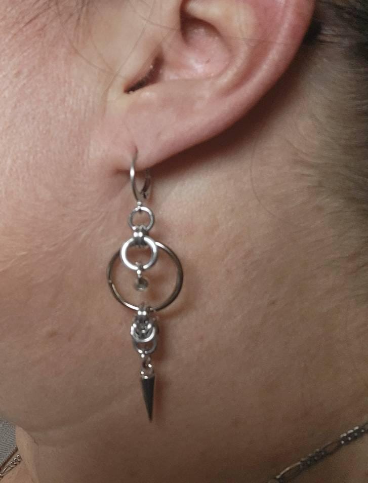 Spiked Byzantine Chainmail Earrings: Gothic Double O Design for Edgy Fashion Enthusiasts