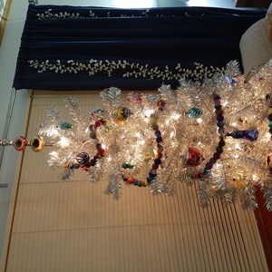 1950年代の虹色のヴィンテージクリスマスガラスオーナメント、ソビエト