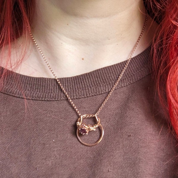 ring-holder-necklace-rose-gold-engagement-magic-ring-keeper-jewelry