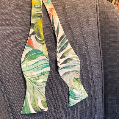 Men's Palm Leaf Green Tropical Bow Tie Available as - Etsy