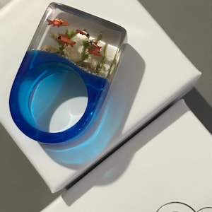 Etsy Design Awards Finalist 2020: Aquarium Fish Ring With Silver ...