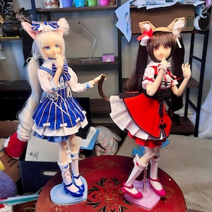 Victoria added a photo of their purchase