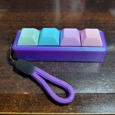 Mechanical Switch Clicky Fidget 105 Colors, TH 1 Key Keychain, Keyboard ...