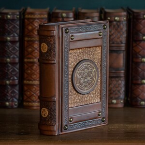 本革手帳 レトロな中世ヨーロッパ風【海外輸入品】 革製の錬金術書 - 中世風の本 - アンティークな日記帳 - 錬金術師の