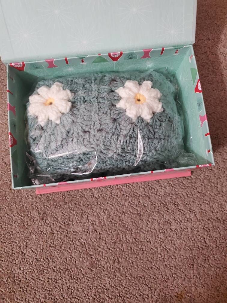 Handgemachte gehäkelte Lenkradhülle für Frauen, süße Daisy Blumen Sicherheitsgurthülle, Auto Interieur Accessoires Dekoration