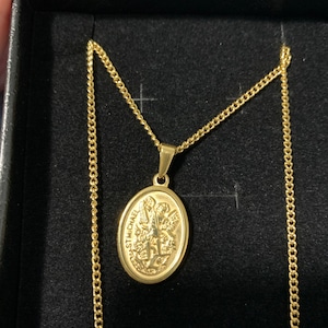 Rayna added a photo of their purchase