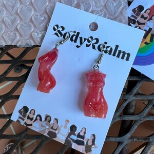 Ashleigh added a photo of their purchase