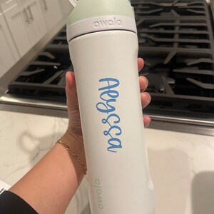 Alyssa added a photo of their purchase
