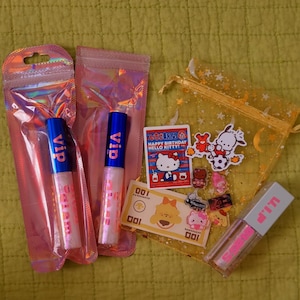 maya added a photo of their purchase