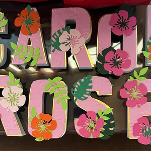 100 Stück Tropisches Hawaii-Blumen-Konfetti – Für Geburtstag, Poolparty & Hochzeit – Doppelseitig Glitzernd
