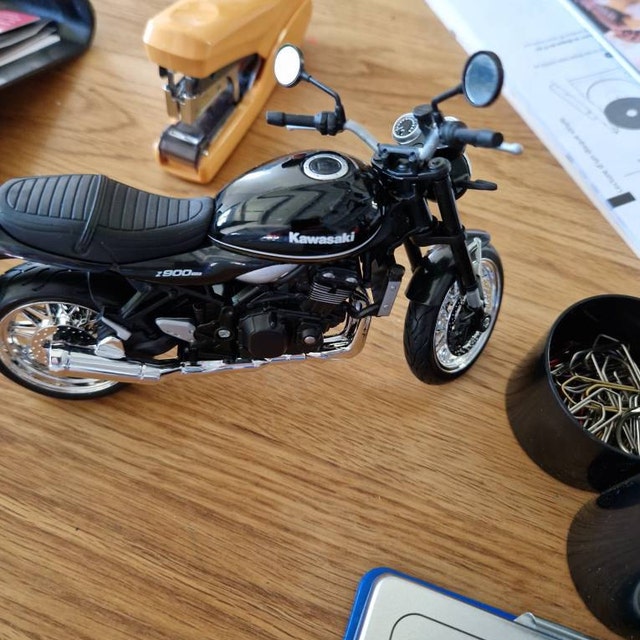 カワサキ Z900RS、スケール 1/12 ダイキャスト モデル バイク、1/12