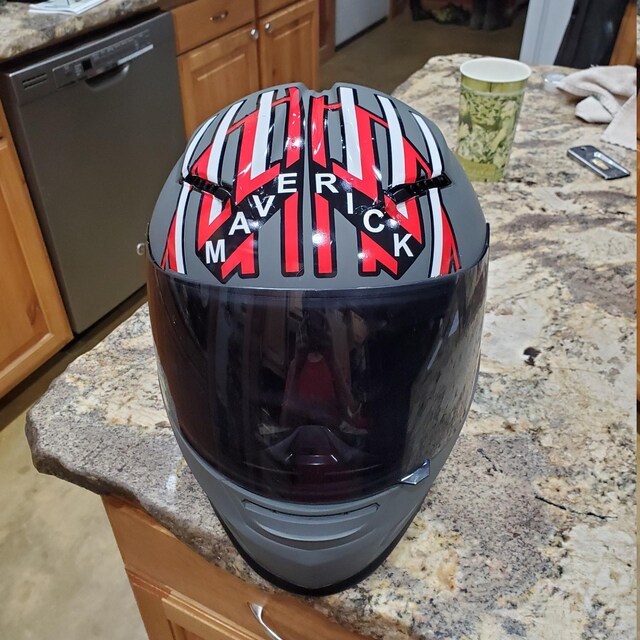 Top gun bike helmet sales