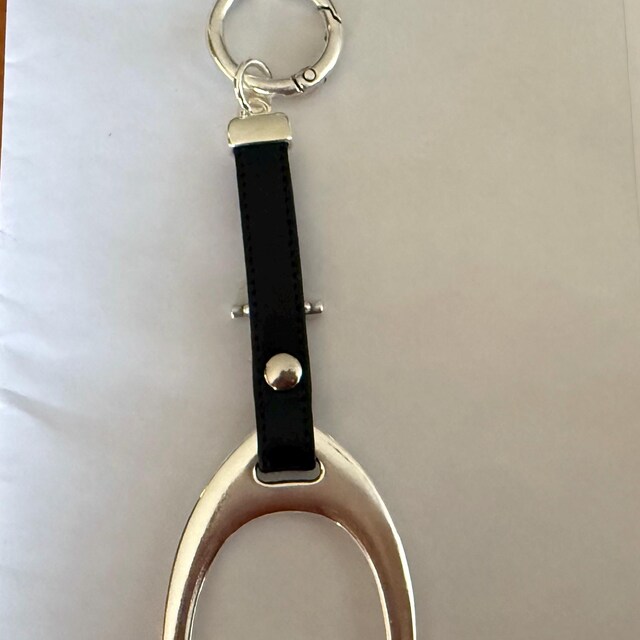 Porte-clés en métal pour hommes, couleur argent, pendentif