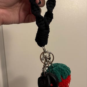 Tabitha added a photo of their purchase
