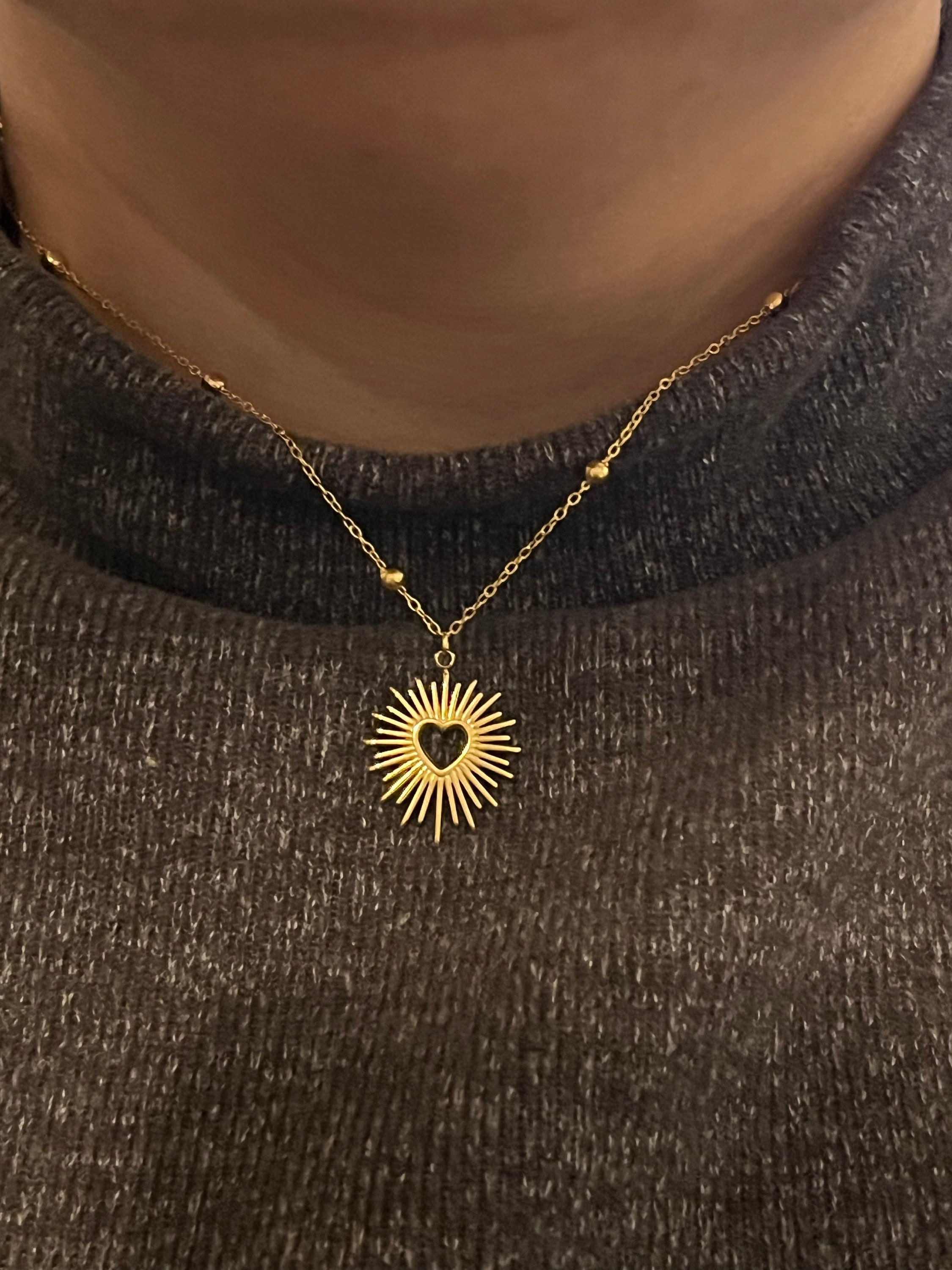 golden sacred heart necklace, ex voto necklace, sacred heart jewelry, astral heart, Virgin Mary necklace, ex voto pendant, Mother&#39;s Day gift