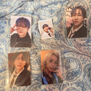 Stray Kids SKZ Dominate StayZone フォトカード Ver 3 と 4 - 予約