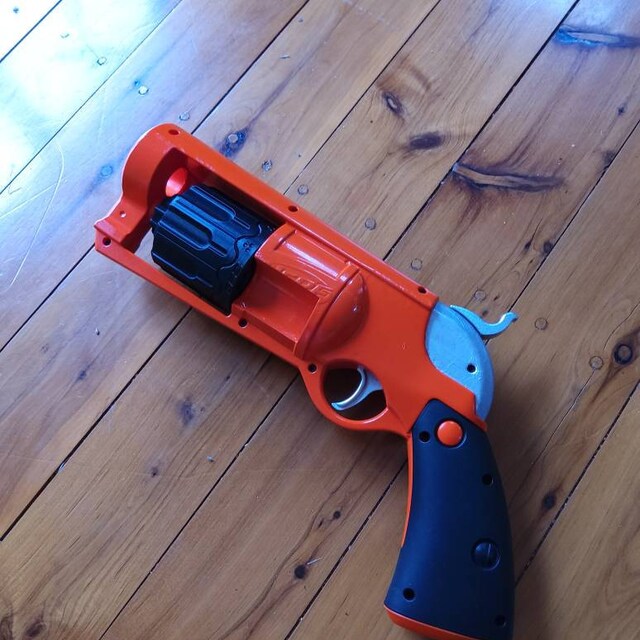 ナーフ　NERF 夏休み割最終日 Amazon.co.jp: Hasbro Nerf Fortnite Blue Shock, 10 Dart Clips