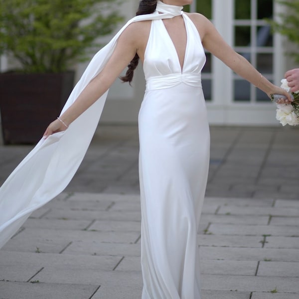 Wedding Dress High Neck Halter Gown. Spaghetti Straps Tie Closure ...