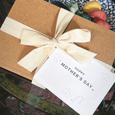 Rio Self Care Spa Gift Box Eco Friendly Bamboo Face Cloth and Toothbrushes Pumice Stone Vegan Soap