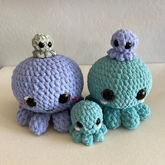 Crochet PATTERNS: the Mini Kawaii Octopus Family english/french 