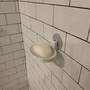 Suction Cup Soap Holder Shower Soap Dish Soap Saver Draining Rack Bath Tub  Bathroom Plastic Keeper Oval Bar Soap 