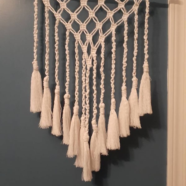 Easy Macrame Pattern PDF With Tassels, Small Wall Hanging With Tassels ...