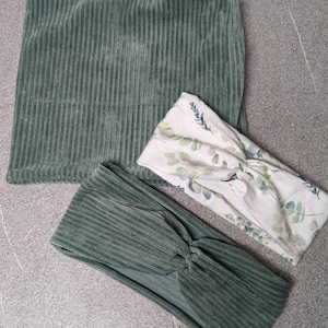 Saskia added a photo of their purchase