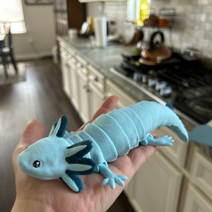 Moses. Axolotl à éclore - œuf Magique Surprise (rose Ou Bleu) - Figurine Qui Grandit Dans L'eau, Idéal Pour Enfants Curieux