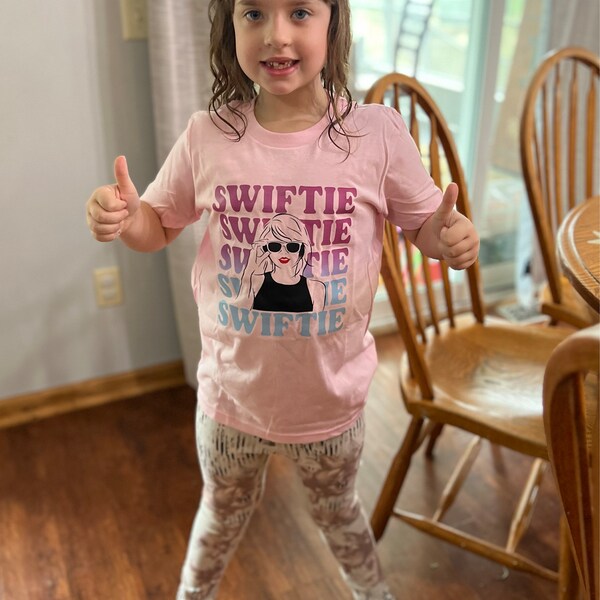 Women's 'It's My Birthday' T-Shirt - Funny Graphic Tee, Casual Short Sleeve Top - Pink, X-Large