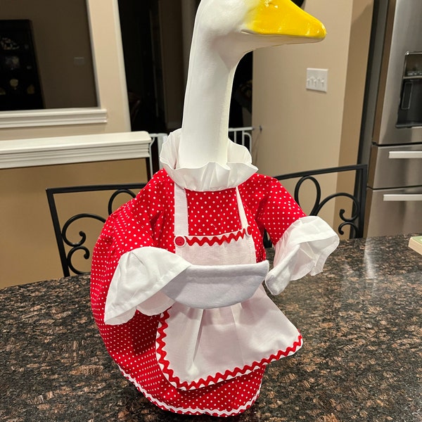 Goose Outfits Pattern for RUFFLED DRESS and Accessories. CHOOSE From 2
