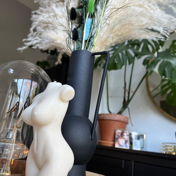 Photo inspiration: Fresh Look at Modern Industrial Chic Large Black Iron Vase For Sophisticated