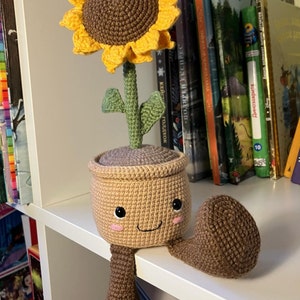 ぞうとひまわりの鉢植え あみぐるみ かぎ針編みの鉢植えのひまわりのパターン | あみぐるみ | ひまわりの