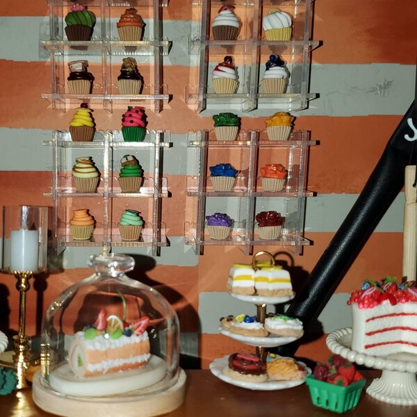 Adorable Miniature Rose Wall Light For Dollhouses - Gold Base Battery LED Lamp For Realistic Room Decor