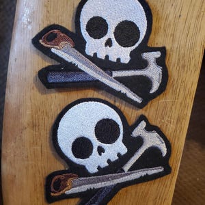 Carpenter Patch Handyman Skull and Crossbones Iron on Embroidery