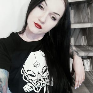 Alisa added a photo of their purchase