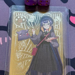Ina Field Center & Dice Set - Ina'nis Ninomae Silver Card and D6